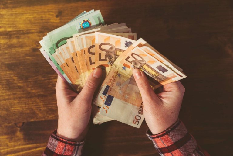 Sedeln: ett föråldrat relik eller det ultimata vapnet mot instabilitet?